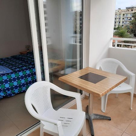 Large Apt 2 Bedrooms Sea View & 2 Balconies Lárnaka Eksteriør bilde